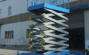 高效穩定的剛性鏈升降平臺在化工灌裝中的有效性